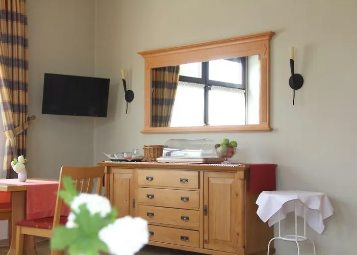 Pension-saxler * Neichen