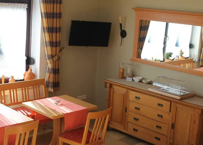 Pension-saxler Guest house *